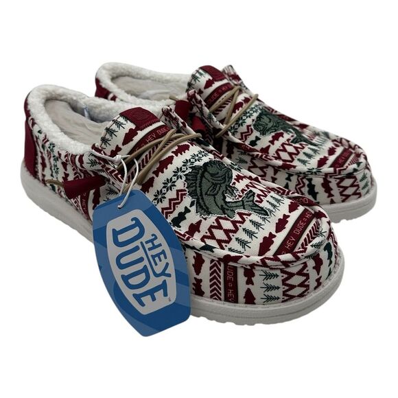 Hey Dude Wally Merry Fishmas Sweater Loafers Mens 11 Red Green Christmas Slip On - Picture 1 of 10
